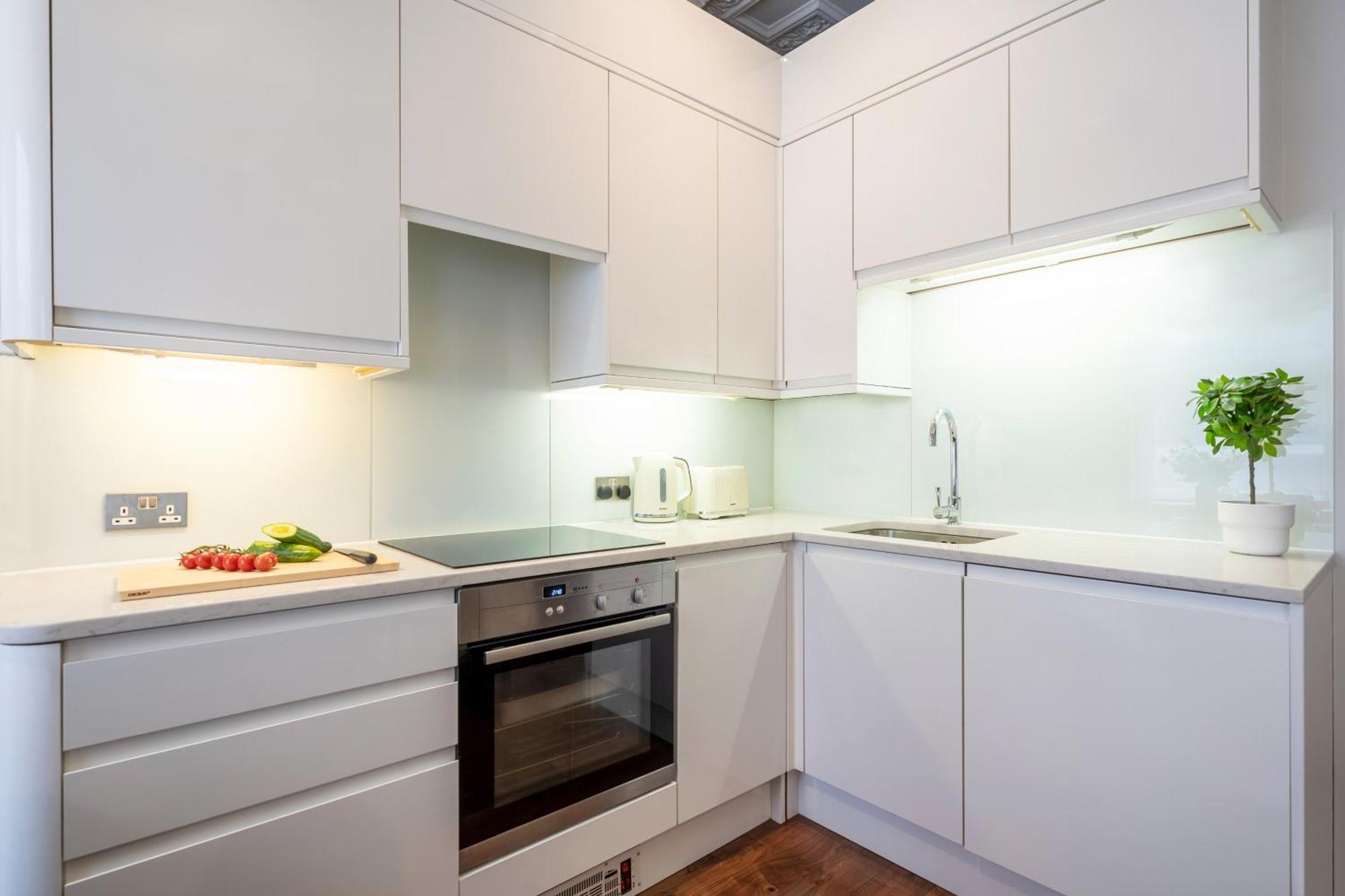 Goodge Apartments 런던 외부 사진