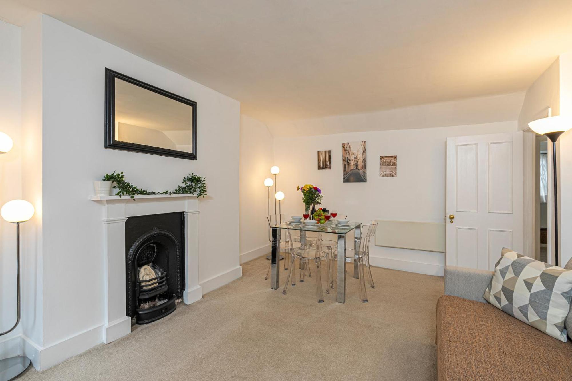 Goodge Apartments 런던 외부 사진