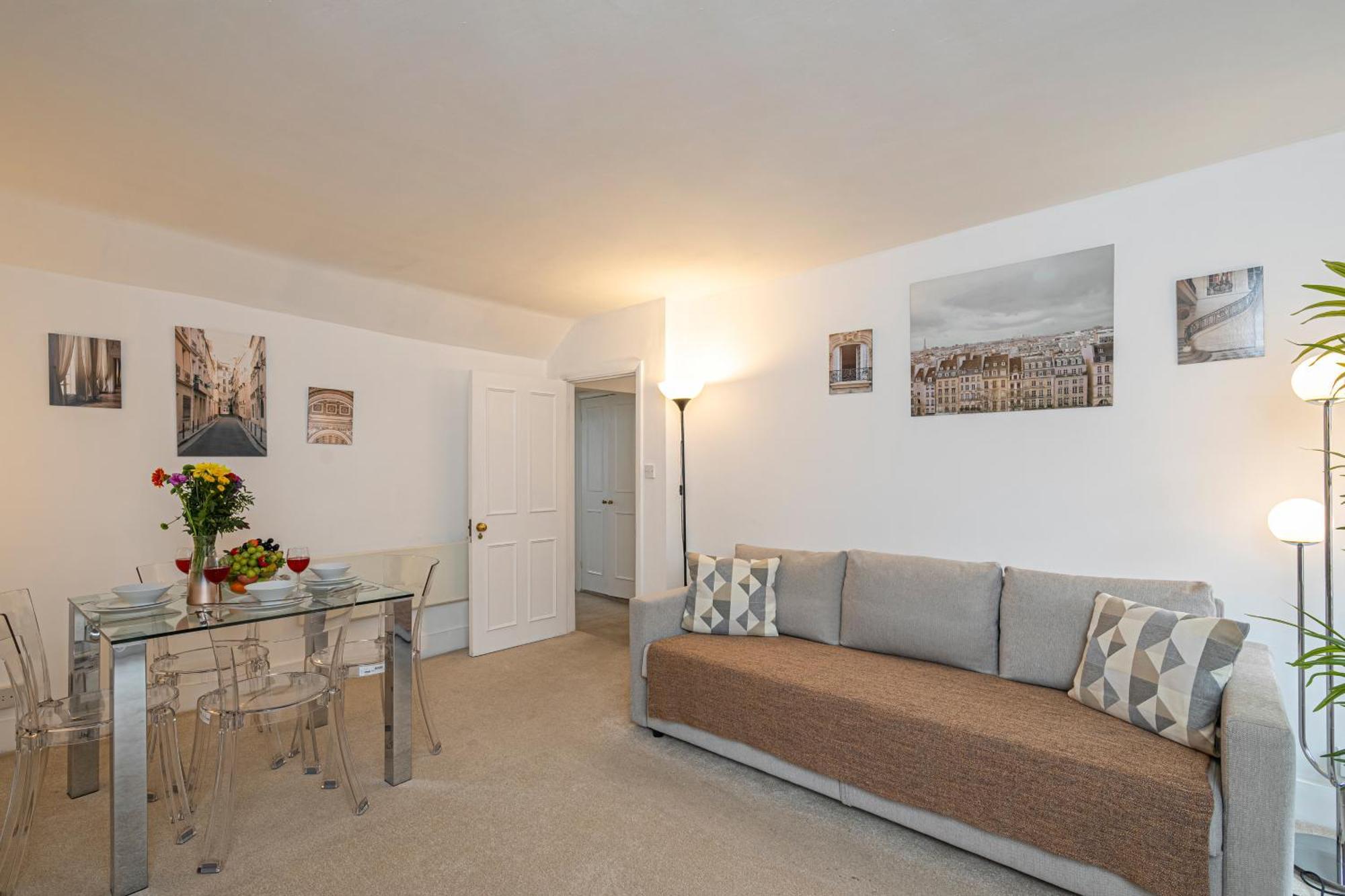 Goodge Apartments 런던 외부 사진