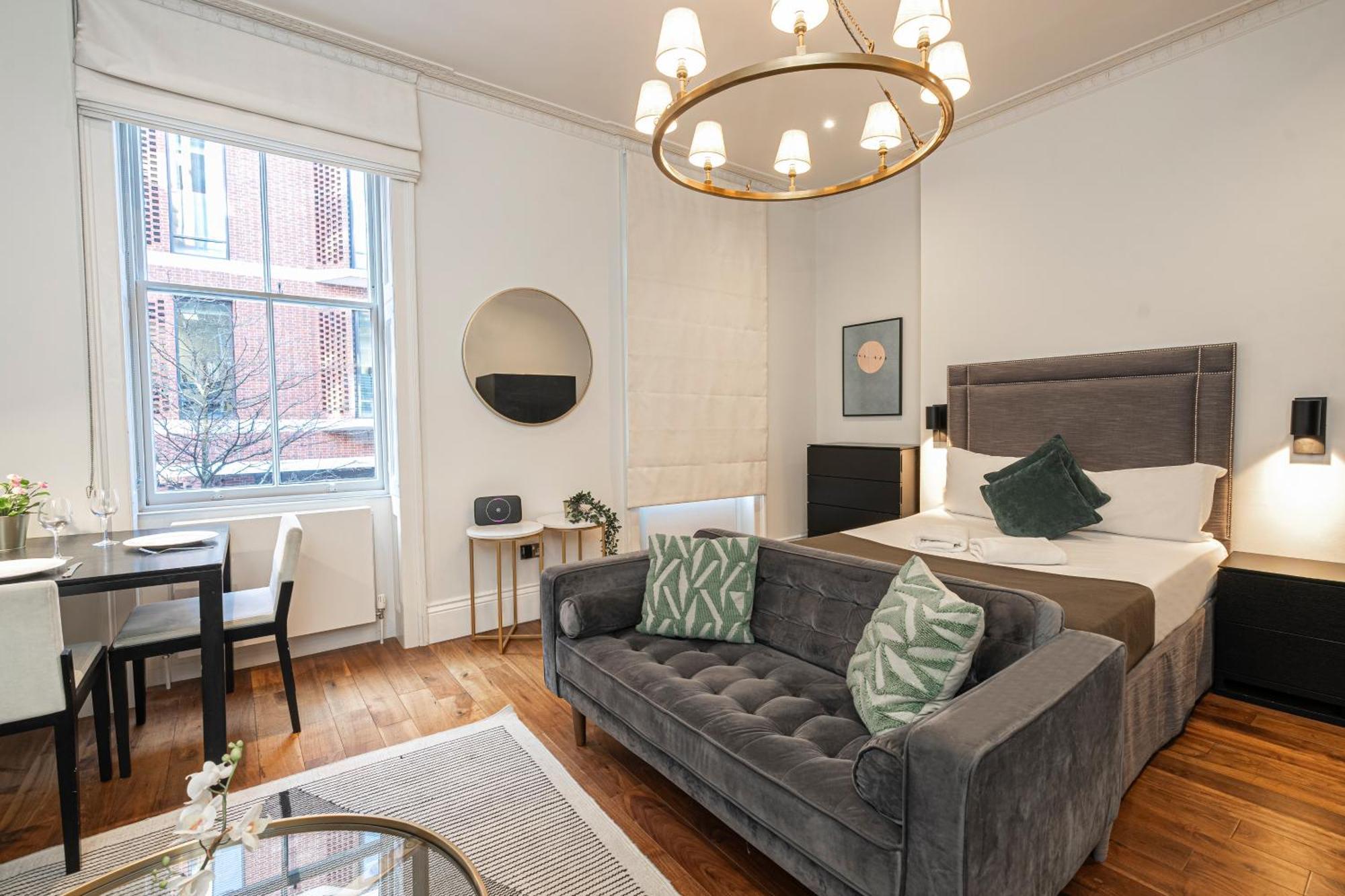 Goodge Apartments 런던 외부 사진