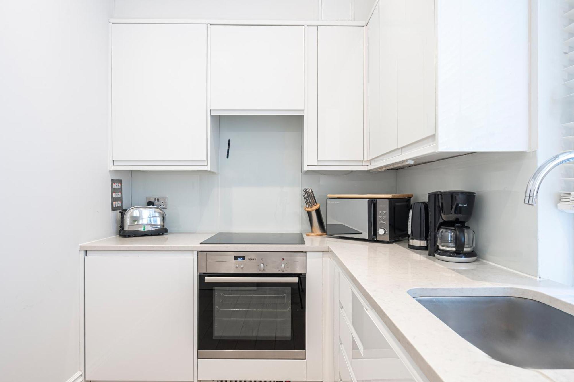 Goodge Apartments 런던 외부 사진
