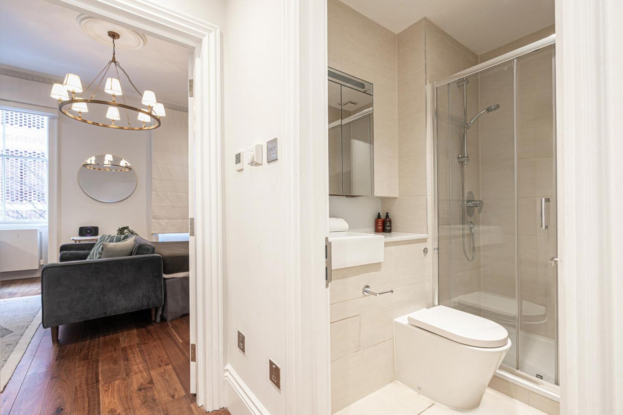 Goodge Apartments 런던 외부 사진